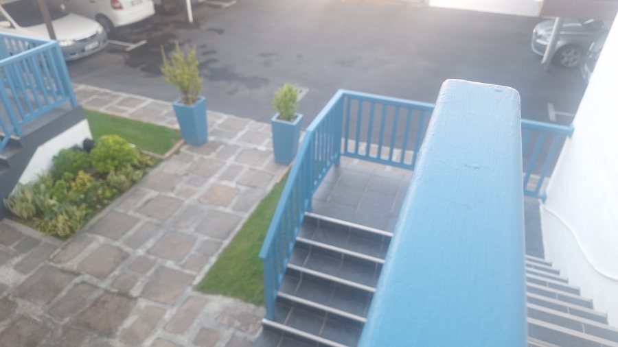 3 Bedroom Property for Sale in Gordons Bay Central Western Cape